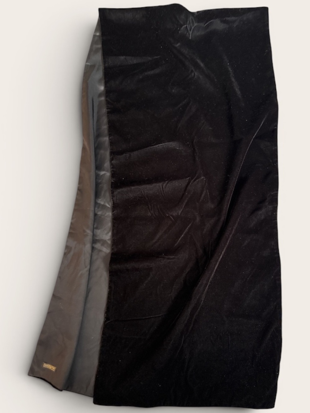 VELVET SHAWL